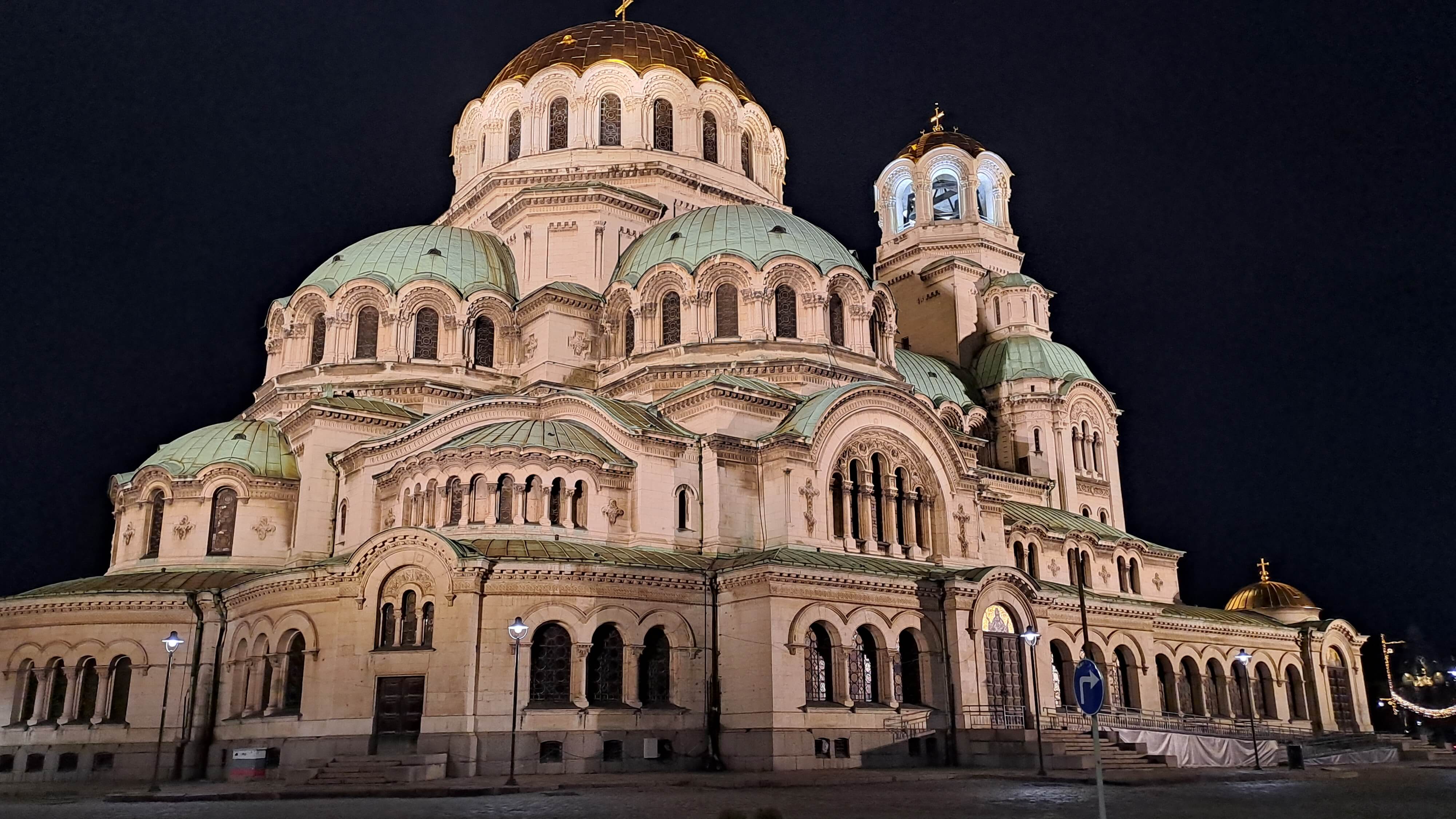 Alexander Nevsky Cathedral in Sofia from far profile