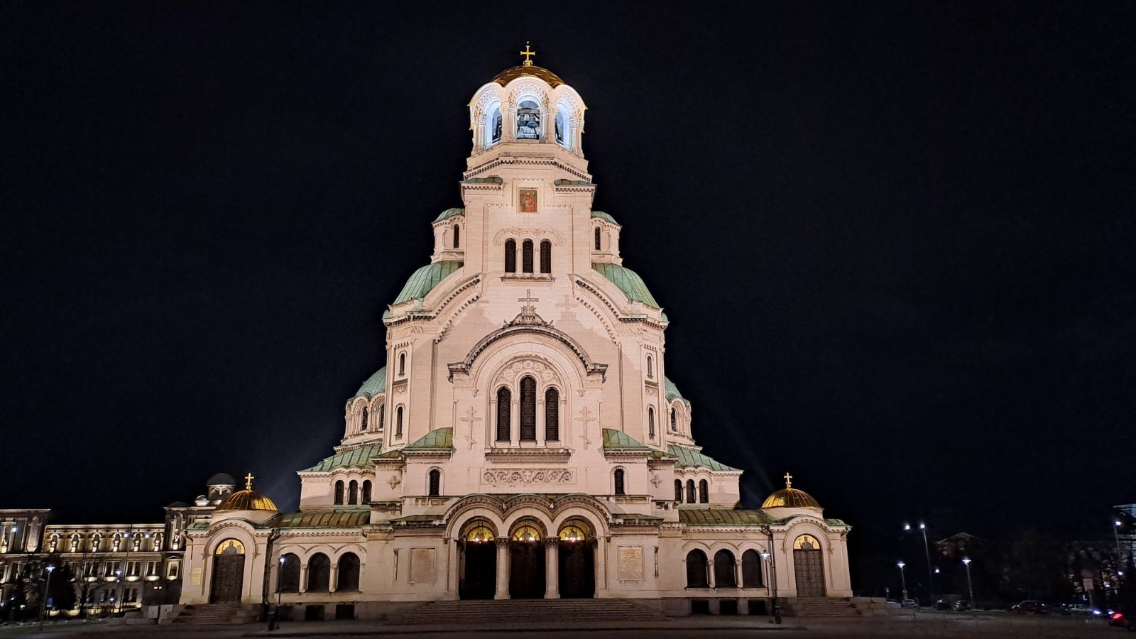 Alexander Nevsky Cathedral in Sofia from far front